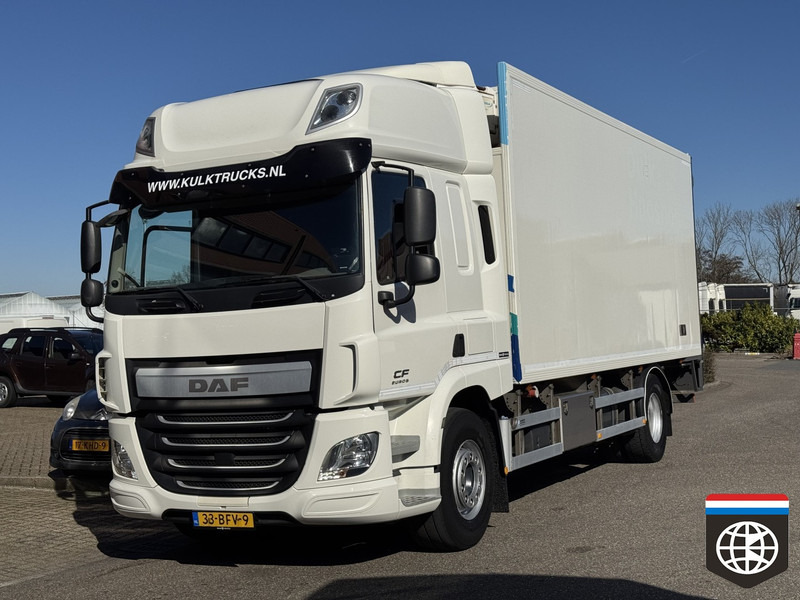 DAF CF 330 FA Space Cab / deepfreezer -30oC / TAILLIFT / - Camión frigorífico: foto 2 DAF CF 330 FA Space Cab / deepfreezer -30oC / TAILLIFT / - Camión frigorífico: foto 2