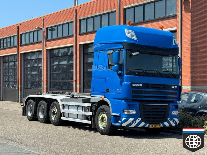 DAF XF 105.460 8X2/4 - 30t hooklift - CLEAN HOLLAND TRUCK - Camión multibasculante: foto 3 DAF XF 105.460 8X2/4 - 30t hooklift - CLEAN HOLLAND TRUCK - Camión multibasculante: foto 3