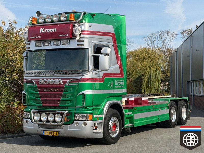Scania R620 25 T HOOKLIFT / HOLLAND TRUCK / HOOK-CRANE HYDRAULIC - Camión multibasculante: foto 1 Scania R620 25 T HOOKLIFT / HOLLAND TRUCK / HOOK-CRANE HYDRAULIC - Camión multibasculante: foto 1