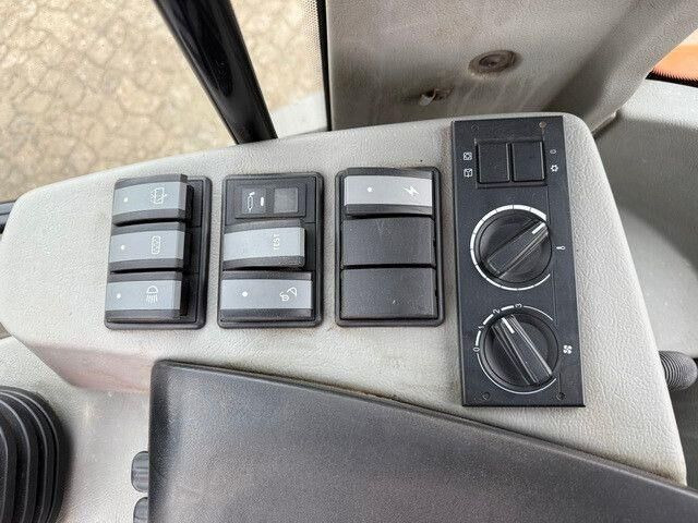 Cargadora de ruedas Atlas AR75e, Hydr. S.W.S., 4+1 Schaufel, Palettengabel: foto 15 Cargadora de ruedas Atlas AR75e, Hydr. S.W.S., 4+1 Schaufel, Palettengabel: foto 15