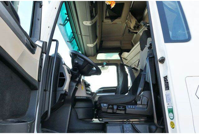 MAN 18.500 TGX 4x2, Intarder, 2x Tank, Standheizung - Cabeza tractora: foto 5 MAN 18.500 TGX 4x2, Intarder, 2x Tank, Standheizung - Cabeza tractora: foto 5