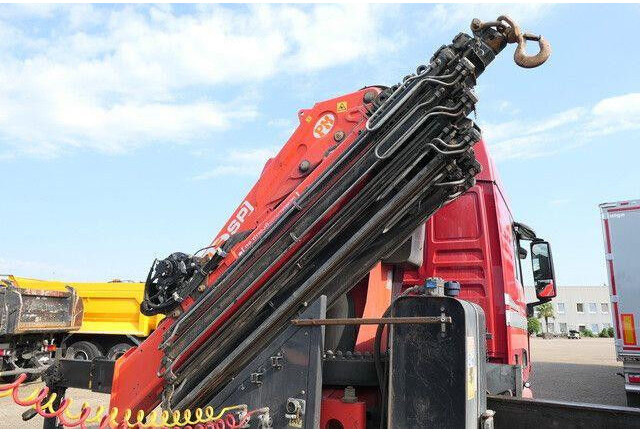 MAN 28.500 TGX 6x2, Kran PM 40528, Funk, Seilwinde - Cabeza tractora: foto 4 MAN 28.500 TGX 6x2, Kran PM 40528, Funk, Seilwinde - Cabeza tractora: foto 4