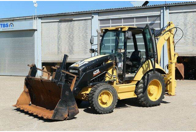 Caterpillar 422 4x4, Mehrzweckgerät, Palettengabel, Schaufel - Retroexcavadora: foto 5 Caterpillar 422 4x4, Mehrzweckgerät, Palettengabel, Schaufel - Retroexcavadora: foto 5