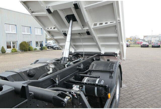 MAN 18.320 TGM BB, Kran Hiab X-Hiduo 138, Funk, AHK - Camión volquete: foto 5 MAN 18.320 TGM BB, Kran Hiab X-Hiduo 138, Funk, AHK - Camión volquete: foto 5