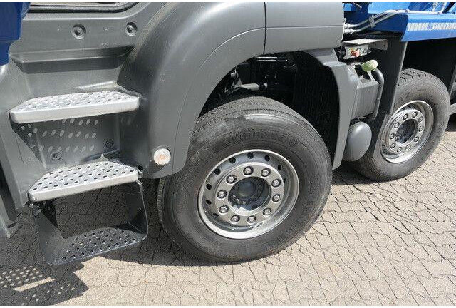 MAN 41.480 TGS BB-WW 8x4, gr. Federpaket, 38tkm, AC - Camión chasis: foto 4 MAN 41.480 TGS BB-WW 8x4, gr. Federpaket, 38tkm, AC - Camión chasis: foto 4