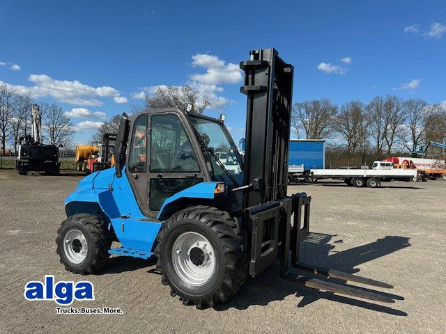 Manitou M50-4 4x4, Traglast 5.000kg, 3.700mm Hubhöhe - Carretilla todo terreno: foto 1 Manitou M50-4 4x4, Traglast 5.000kg, 3.700mm Hubhöhe - Carretilla todo terreno: foto 1