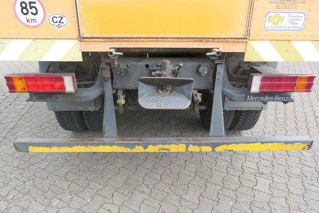 Mercedes-Benz 1518 A Atego 4X4, Klima, AHK, Allrad, Rolltor - Camión caja cerrada: foto 5 Mercedes-Benz 1518 A Atego 4X4, Klima, AHK, Allrad, Rolltor - Camión caja cerrada: foto 5