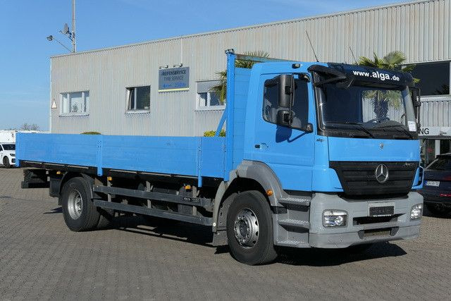Mercedes-Benz 1824 L Axor 4x2, 3. Sitz, AHK, Gerüstbau, Klima Mercedes-Benz 1824 L Axor 4x2, 3. Sitz, AHK, Gerüstbau, Klima - Camión caja abierta: foto 3 Mercedes-Benz 1824 L Axor 4x2, 3. Sitz, AHK, Gerüstbau, Klima Mercedes-Benz 1824 L Axor 4x2, 3. Sitz, AHK, Gerüstbau, Klima - Camión caja abierta: foto 3
