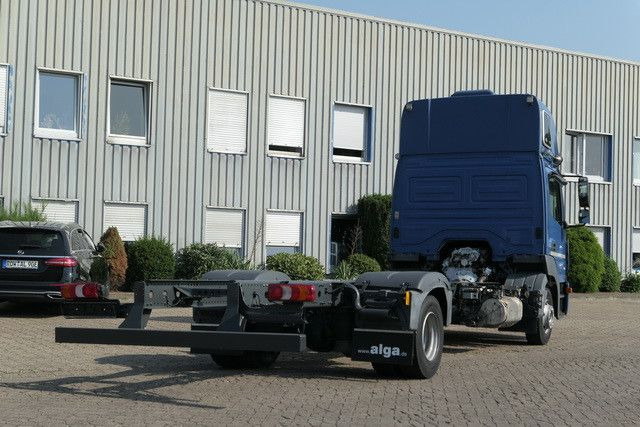 Mercedes-Benz 918 L Atego 4x2, Schlafliege, Klima,Nebenantrieb - Camión portavehículos: foto 3 Mercedes-Benz 918 L Atego 4x2, Schlafliege, Klima,Nebenantrieb - Camión portavehículos: foto 3