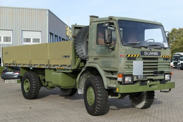 Scania P92HK 4x4, Allrad, Einzelbereifung, Klima, 40tkm - Camión caja abierta: foto 4 Scania P92HK 4x4, Allrad, Einzelbereifung, Klima, 40tkm - Camión caja abierta: foto 4