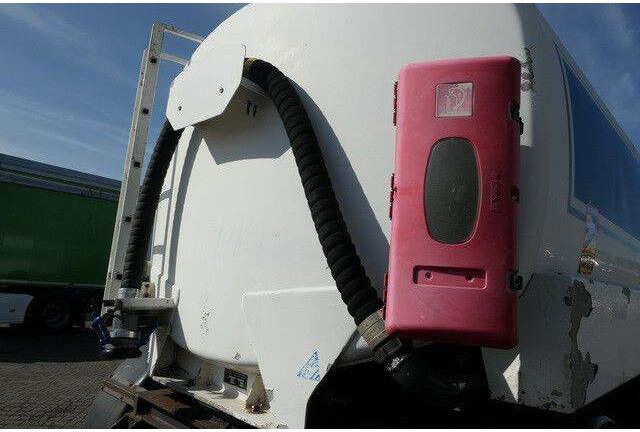 Tank Bunge TAA 22.5/3A3, 3 Kammern,Oben- und Untenbefüllung - Remolque cisterna: foto 5 Tank Bunge TAA 22.5/3A3, 3 Kammern,Oben- und Untenbefüllung - Remolque cisterna: foto 5