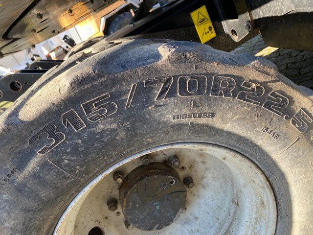 Terex TW 110, Verstellausleger, Pratzenabstützung - Excavadora de ruedas: foto 3 Terex TW 110, Verstellausleger, Pratzenabstützung - Excavadora de ruedas: foto 3