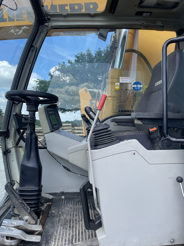 LIEBHERR A900C HD Litronic - Excavadora de ruedas: foto 3 LIEBHERR A900C HD Litronic - Excavadora de ruedas: foto 3