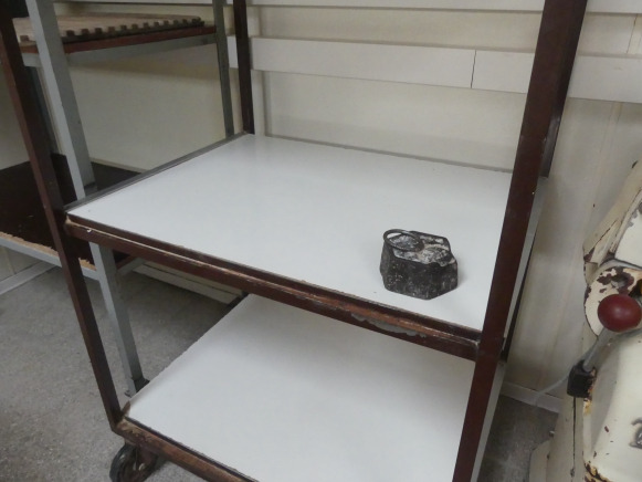 2 Chariots à roulettes 3 niveaux - Maquinaria de panadería: foto 4 2 Chariots à roulettes 3 niveaux - Maquinaria de panadería: foto 4