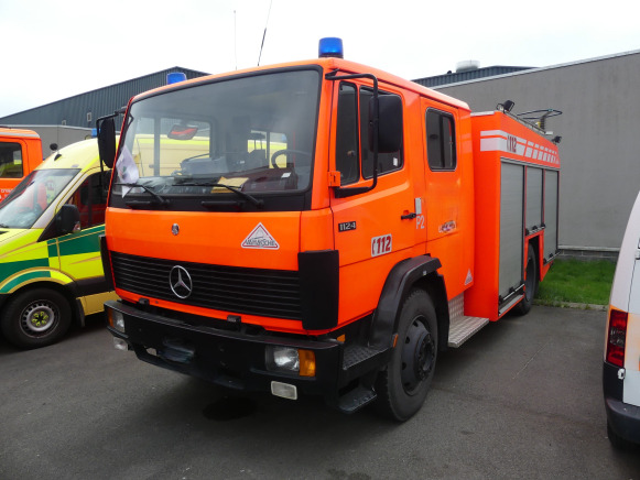 Camion de pompier Mercedes-Benz 1124F (1996-31.393 km) - Camión de bomberos: foto 1 Camion de pompier Mercedes-Benz 1124F (1996-31.393 km) - Camión de bomberos: foto 1