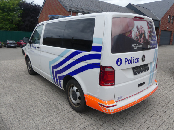 Camionnette, combi de police Volkswagen (2019-243.344 km) - Coche: foto 4 Camionnette, combi de police Volkswagen (2019-243.344 km) - Coche: foto 4