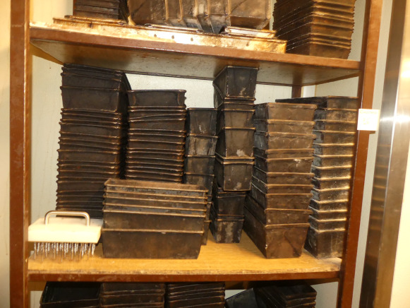 Chariot avec platines à pains - Maquinaria de panadería: foto 4 Chariot avec platines à pains - Maquinaria de panadería: foto 4