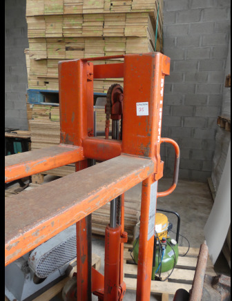 Gerbeur BT Lifters BT SV 800H/1 - Apilador: foto 4 Gerbeur BT Lifters BT SV 800H/1 - Apilador: foto 4