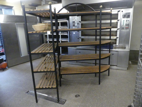 Présentoir à pain en L - Maquinaria de panadería: foto 1 Présentoir à pain en L - Maquinaria de panadería: foto 1