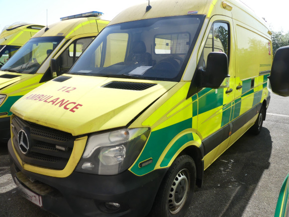 REF:21 - Ambulance Mercedes-Benz Sprinter (2015-331.515 km) - Ambulancia: foto 1 REF:21 - Ambulance Mercedes-Benz Sprinter (2015-331.515 km) - Ambulancia: foto 1