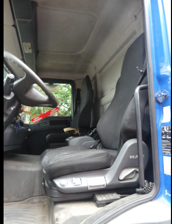 REF:8089 - Camion Fourgon MAN TGM (2013-524.638 km) - Camión caja cerrada: foto 5 REF:8089 - Camion Fourgon MAN TGM (2013-524.638 km) - Camión caja cerrada: foto 5