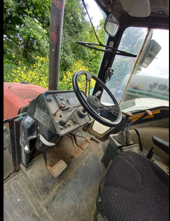 Tracteur Case International 4240XLA - Tractor: foto 2 Tracteur Case International 4240XLA - Tractor: foto 2