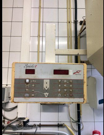 Trémie passeuse avec commande électrique Spiromatic Spido1 - Maquinaria de panadería: foto 2 Trémie passeuse avec commande électrique Spiromatic Spido1 - Maquinaria de panadería: foto 2