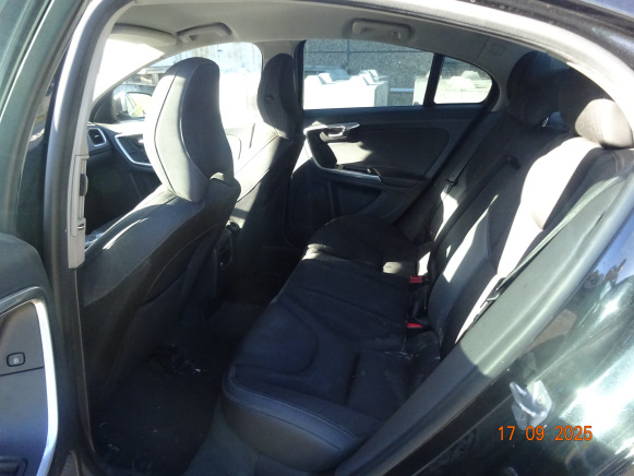 Voiture Volvo Berline S60 D2 - Sedan: foto 4 Voiture Volvo Berline S60 D2 - Sedan: foto 4