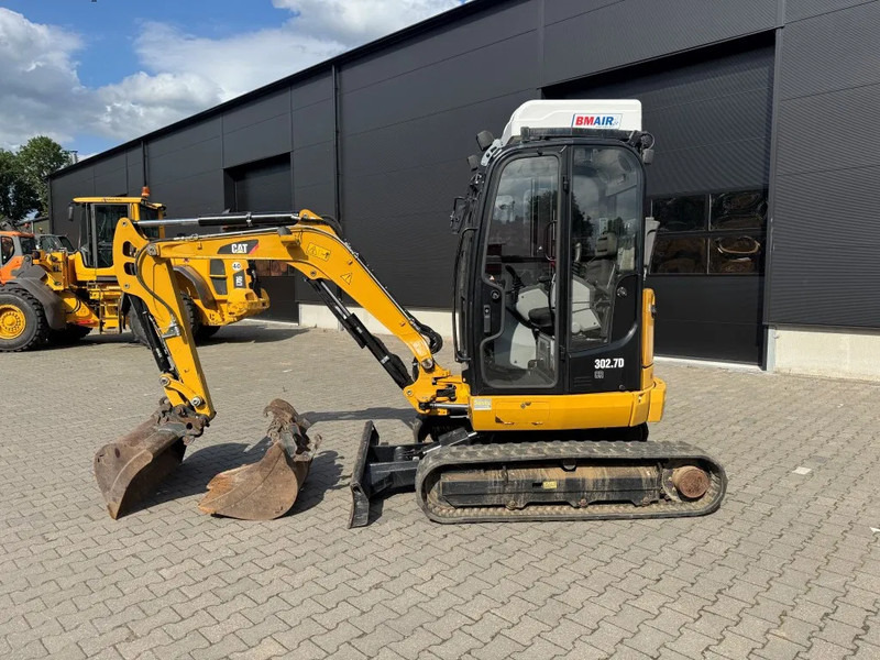 Caterpillar 302.7 BJ 2020 2378 uur AIRCO EN OVERDRUK !! - Miniexcavadora: foto 1 Caterpillar 302.7 BJ 2020 2378 uur AIRCO EN OVERDRUK !! - Miniexcavadora: foto 1