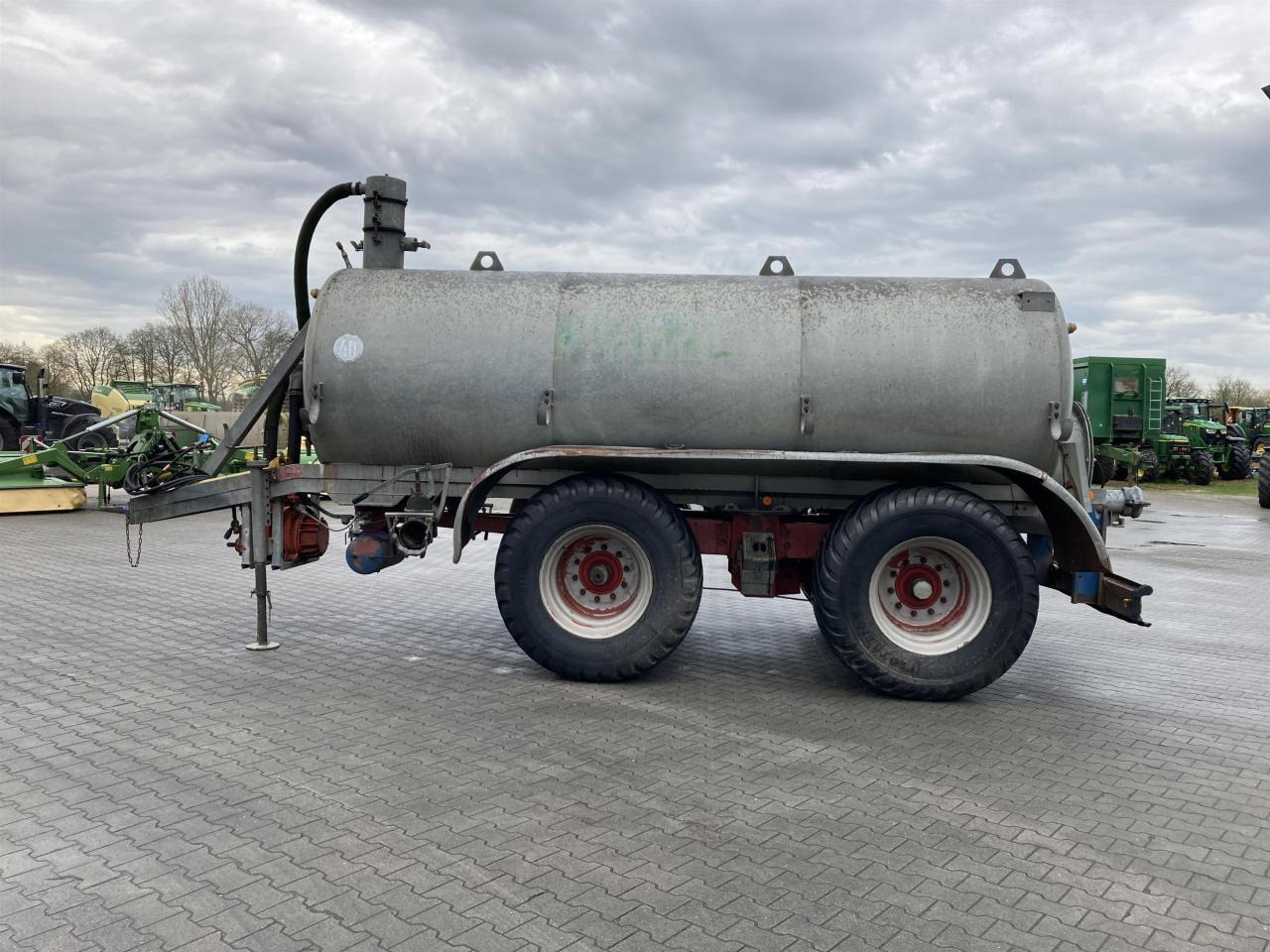 Briri VTTW 100 - Maquinaria para fertilización: foto 2 Briri VTTW 100 - Maquinaria para fertilización: foto 2