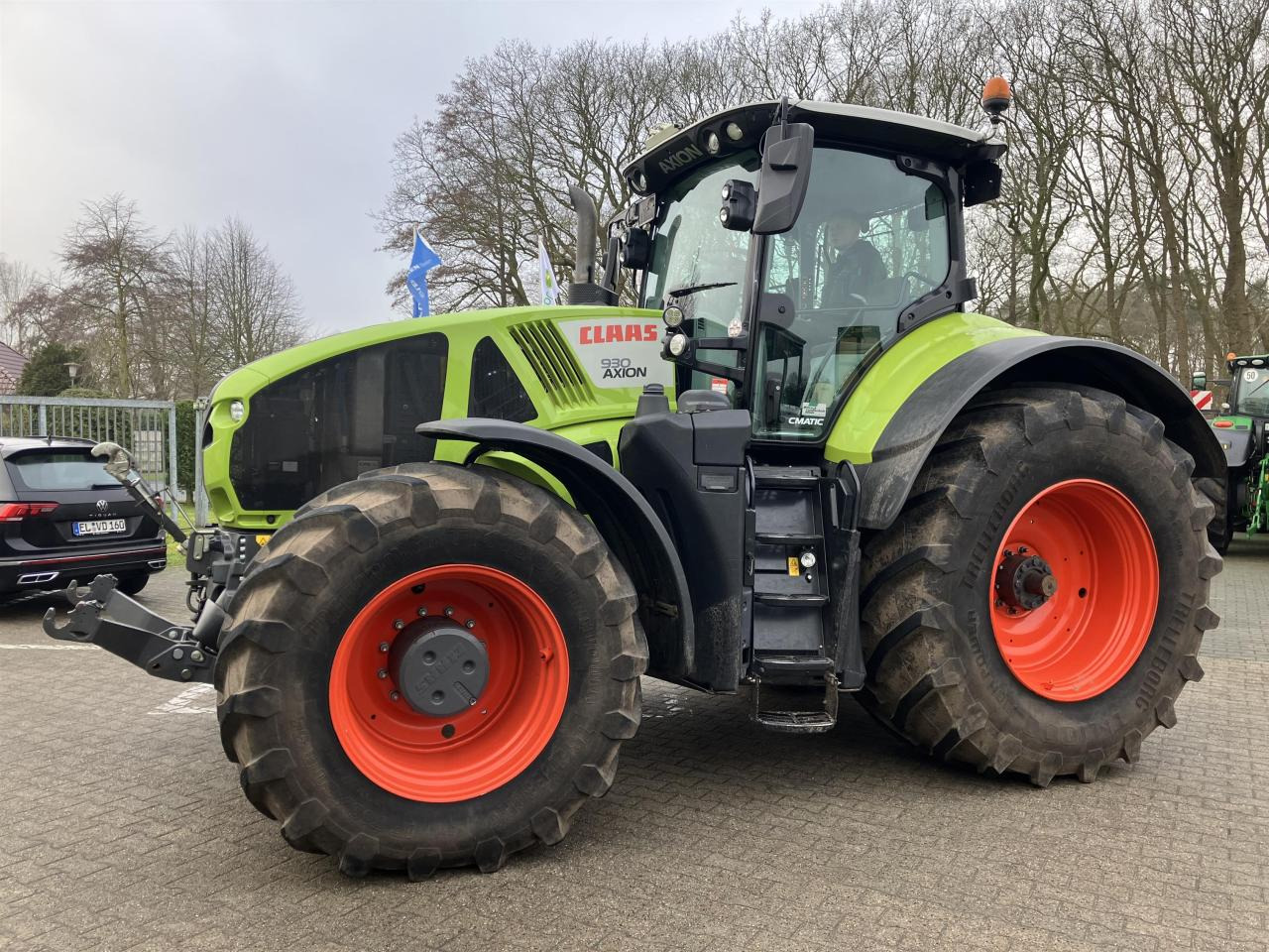 CLAAS Axion 930 - Tractor: foto 1 CLAAS Axion 930 - Tractor: foto 1