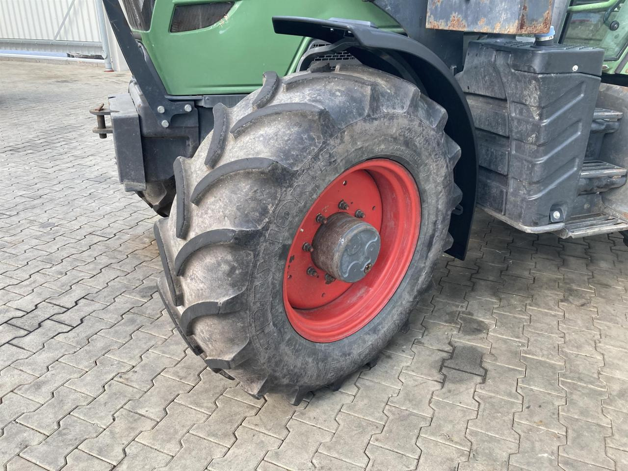 Fendt 309 Vario - Tractor: foto 2 Fendt 309 Vario - Tractor: foto 2