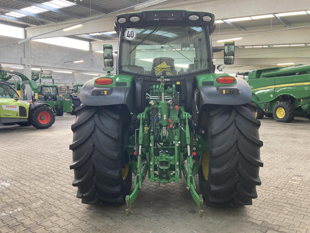 John Deere 6155R - Tractor: foto 5 John Deere 6155R - Tractor: foto 5