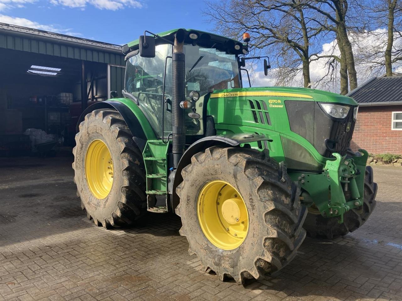 John Deere 6170R - Tractor: foto 2 John Deere 6170R - Tractor: foto 2