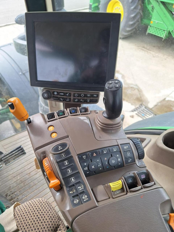 Tractor John Deere 8400R: foto 13