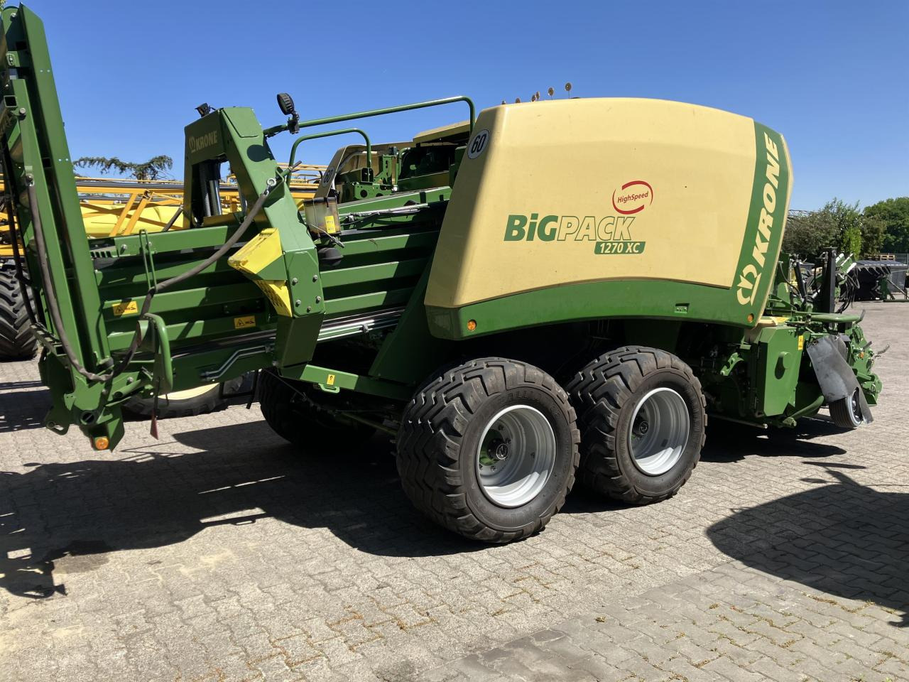 Krone Big Pack 1270 XC - Empacadora de pacas cuadradas: foto 2 Krone Big Pack 1270 XC - Empacadora de pacas cuadradas: foto 2