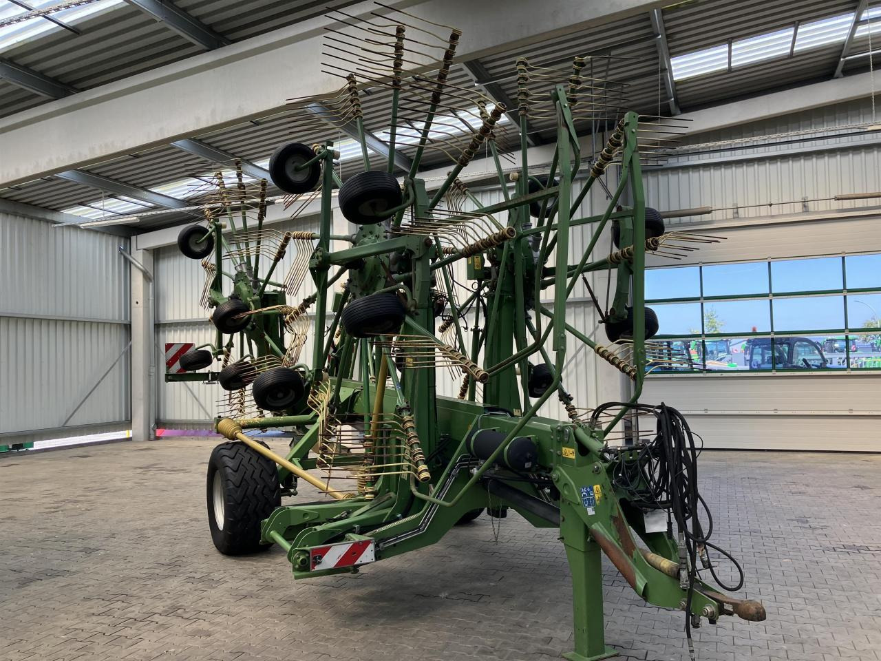 Krone Swadro 1400 - Henificadora: foto 1 Krone Swadro 1400 - Henificadora: foto 1
