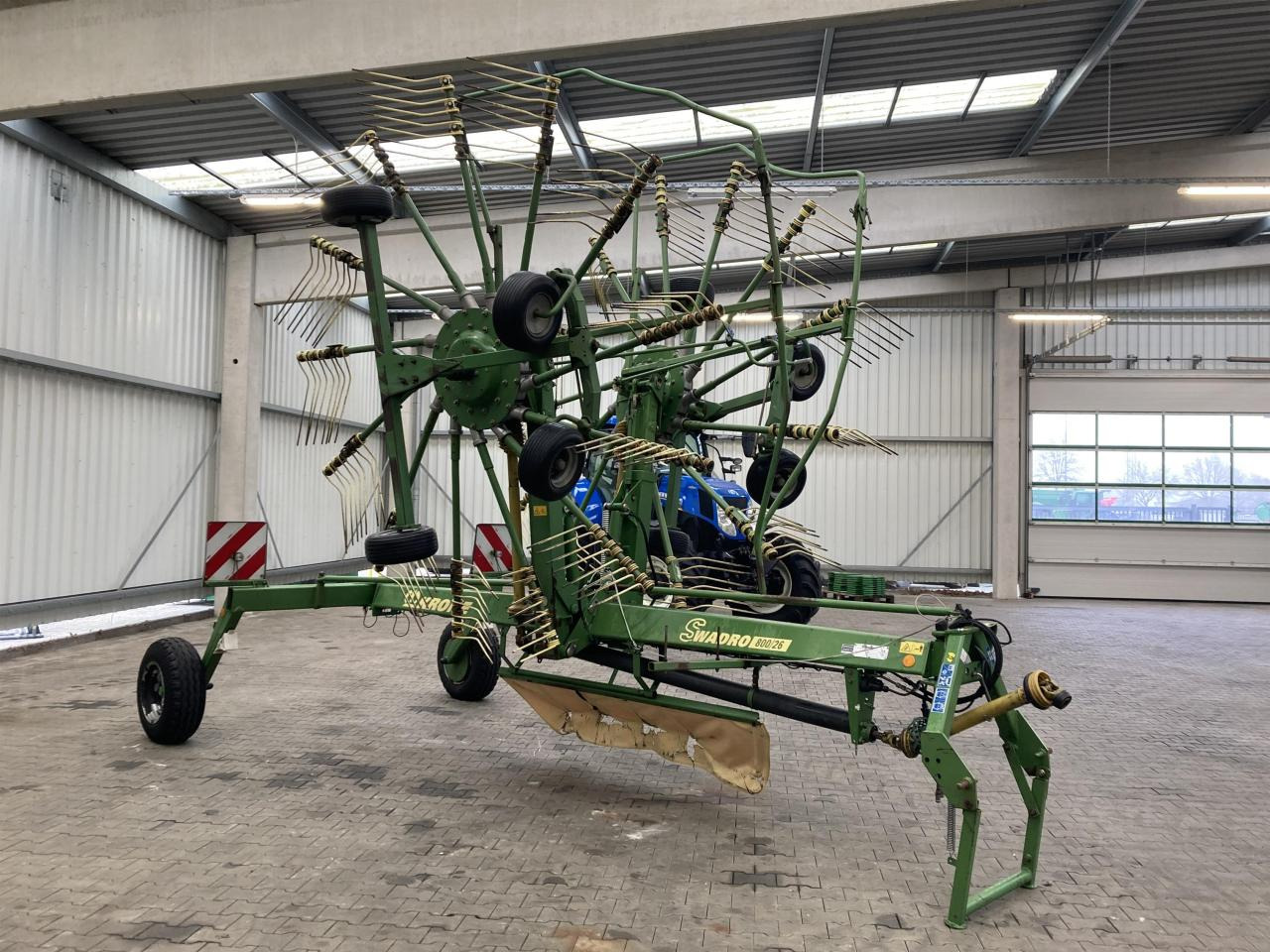 Krone Swadro 800/26 - Henificadora: foto 2 Krone Swadro 800/26 - Henificadora: foto 2