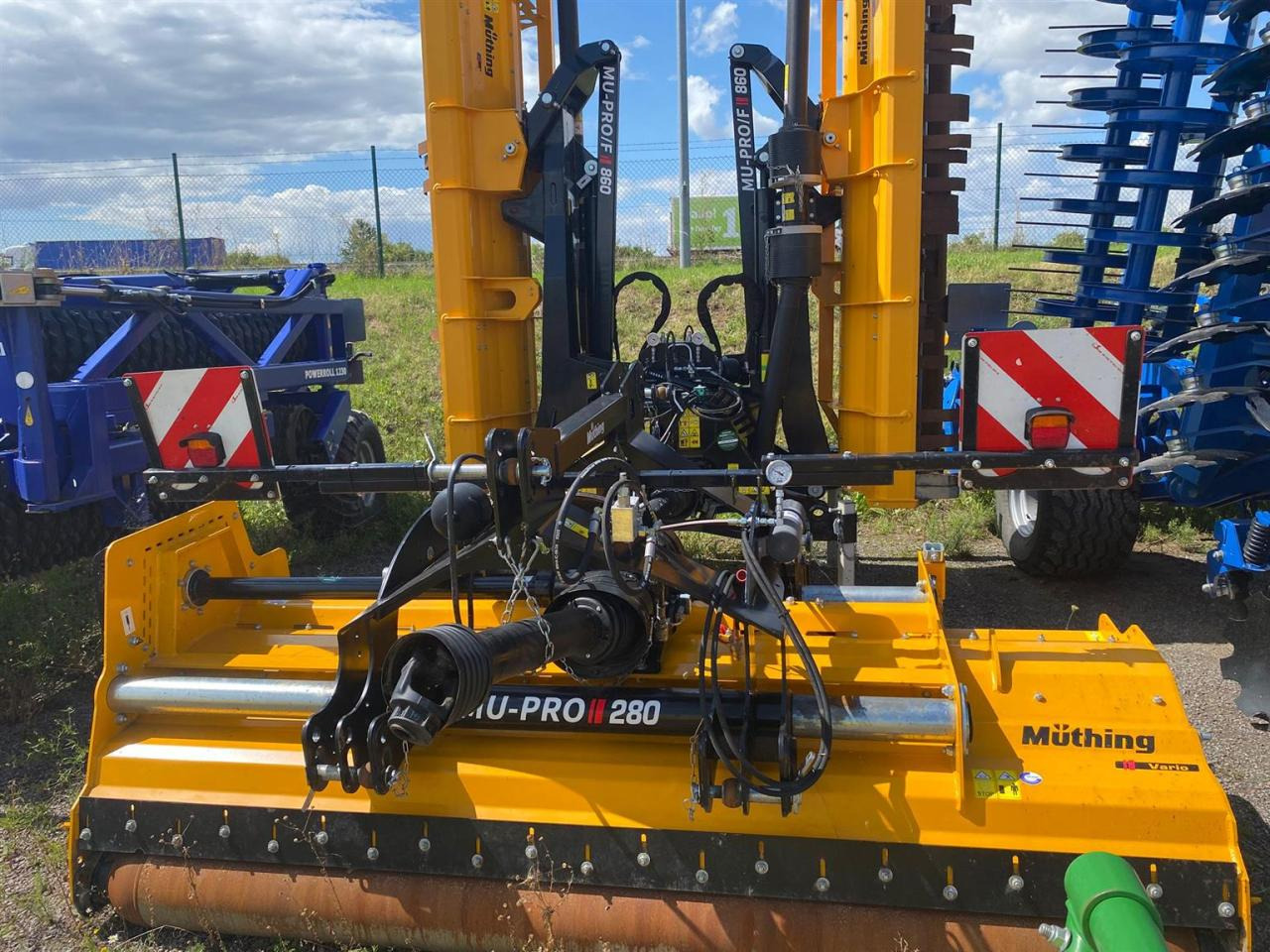 Müthing MU-PRO/F 860 Vario - Desbrozadora de martillos: foto 1 Müthing MU-PRO/F 860 Vario - Desbrozadora de martillos: foto 1