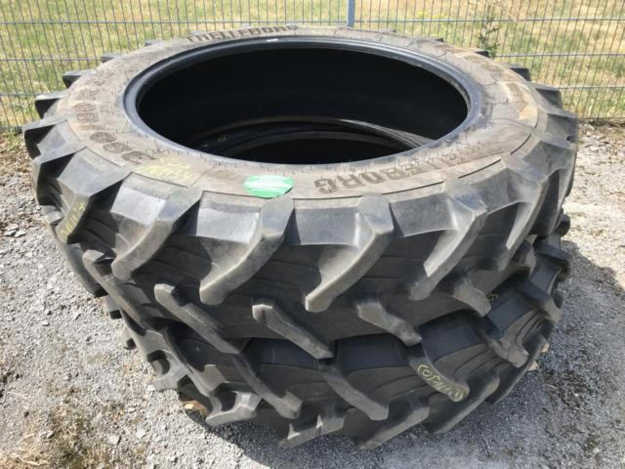 Trelleborg 380/80R38 - Neumático para Maquinaria agrícola: foto 1 Trelleborg 380/80R38 - Neumático para Maquinaria agrícola: foto 1