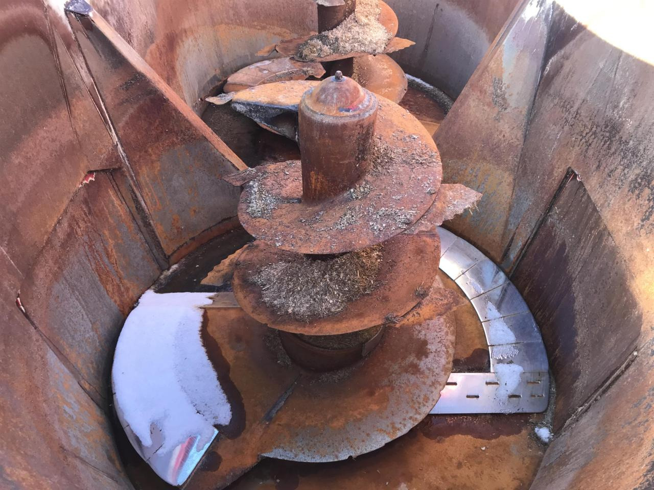 Trioliet Solomix 2 / 2400 ZK - Desensiladora: foto 2 Trioliet Solomix 2 / 2400 ZK - Desensiladora: foto 2