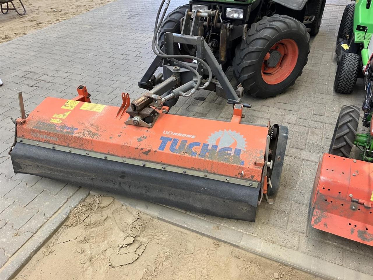 Tuchel Simplex 150 - Barredora cucharón: foto 2 Tuchel Simplex 150 - Barredora cucharón: foto 2