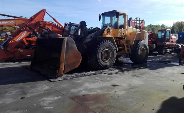 Cargadoras de ruedas VOLVO L150E (2005) - Cargadora de ruedas: foto 1 Cargadoras de ruedas VOLVO L150E (2005) - Cargadora de ruedas: foto 1