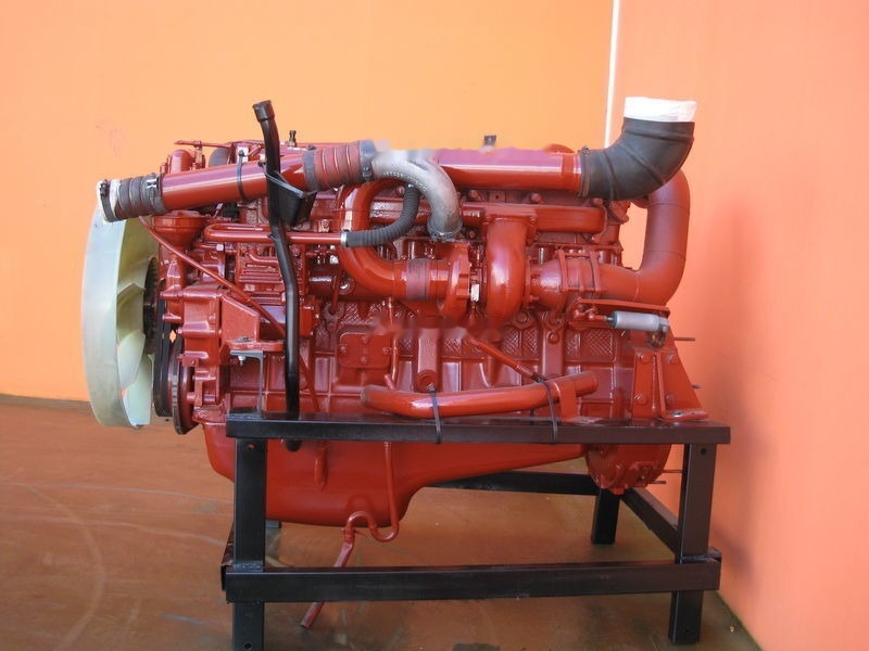 IVECO 8210.421 for Astra HD7.42 - Motor: foto 2 IVECO 8210.421 for Astra HD7.42 - Motor: foto 2