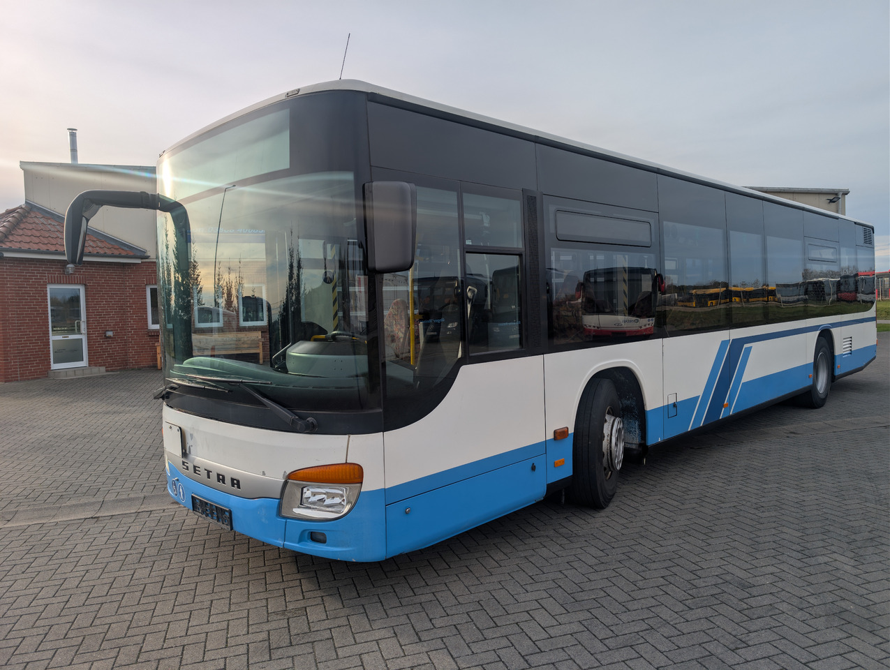 SETRA S 415 NF (Niederflur-Linienbus, Klasse II) - Autobús urbano: foto 3 SETRA S 415 NF (Niederflur-Linienbus, Klasse II) - Autobús urbano: foto 3