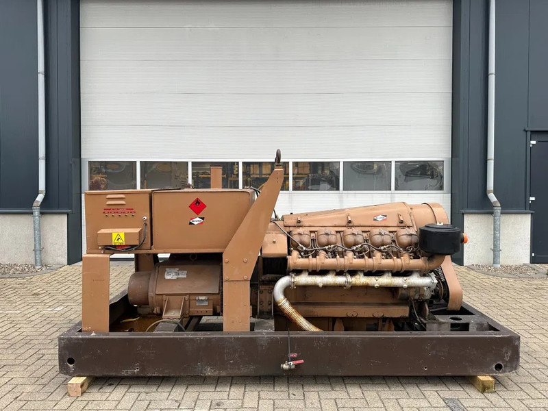 Alsthom V102 unelec 140 kVA generatorset ex Emergency Noodstroom Aggregaat - Generador industriale: foto 1 Alsthom V102 unelec 140 kVA generatorset ex Emergency Noodstroom Aggregaat - Generador industriale: foto 1