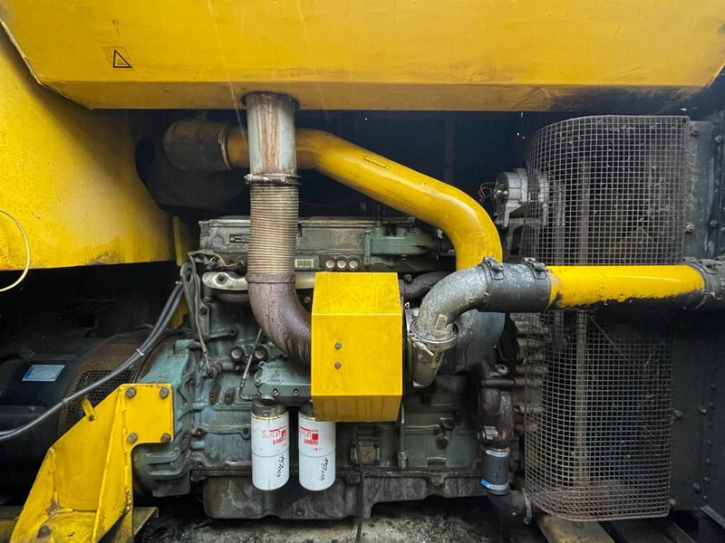 Atlas-Copco QAS 265 Silent 265 kVA generatorset - Generador industriale: foto 2 Atlas-Copco QAS 265 Silent 265 kVA generatorset - Generador industriale: foto 2