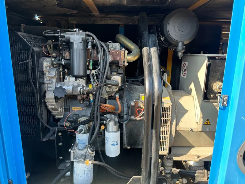 Atlas-Copco QAS 60 Perkins Stamford 60 kVA Silent Rental generatorset - Generador industriale: foto 4 Atlas-Copco QAS 60 Perkins Stamford 60 kVA Silent Rental generatorset - Generador industriale: foto 4