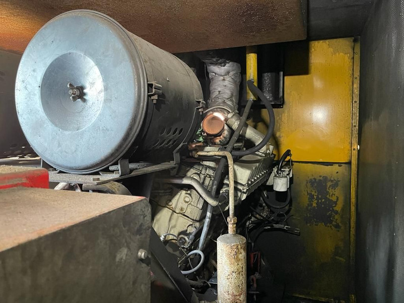 Generador industriale Cummins VTA 28 G3 Siemens 650 kVA generatorset in 20 ft container: foto 7