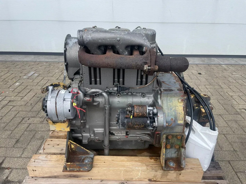 Deutz F3L 912 Motor 3 cilinder 38 kW 52 PK Diesel Motor - Motor para Equipo de manutención: foto 2 Deutz F3L 912 Motor 3 cilinder 38 kW 52 PK Diesel Motor - Motor para Equipo de manutención: foto 2
